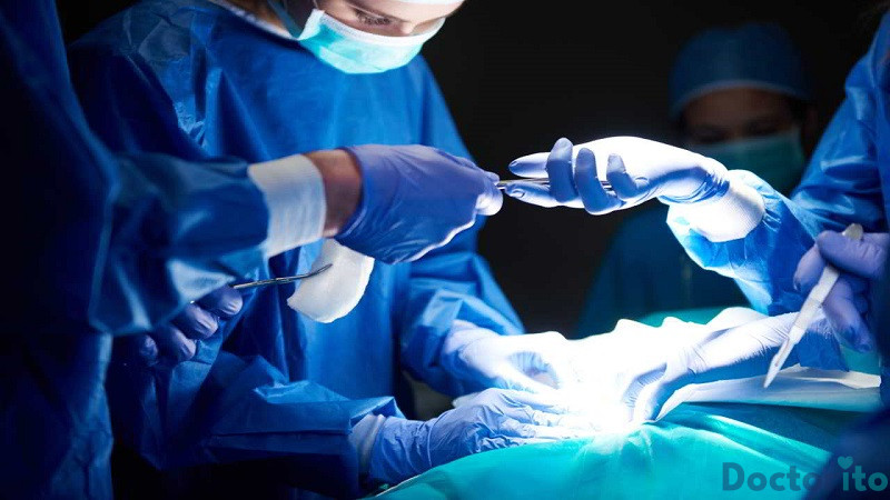 ویژگی بهترین جراح بینی طبیعی در تهران